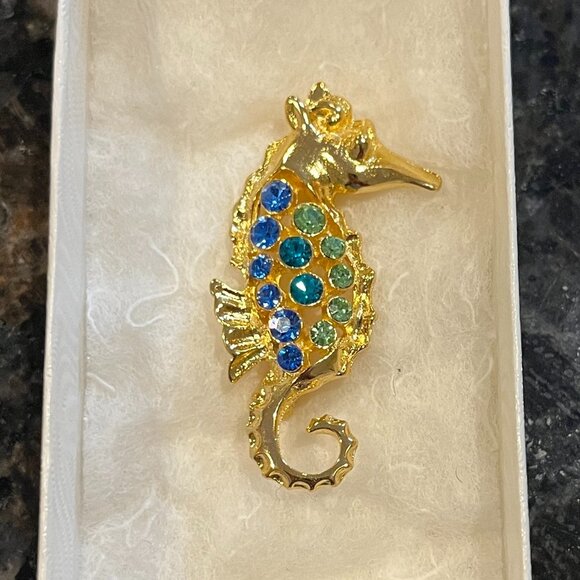Lia Sophia Rhinestone covered seahorse gold tone brooch blue green stones EUC - Picture 3 of 7